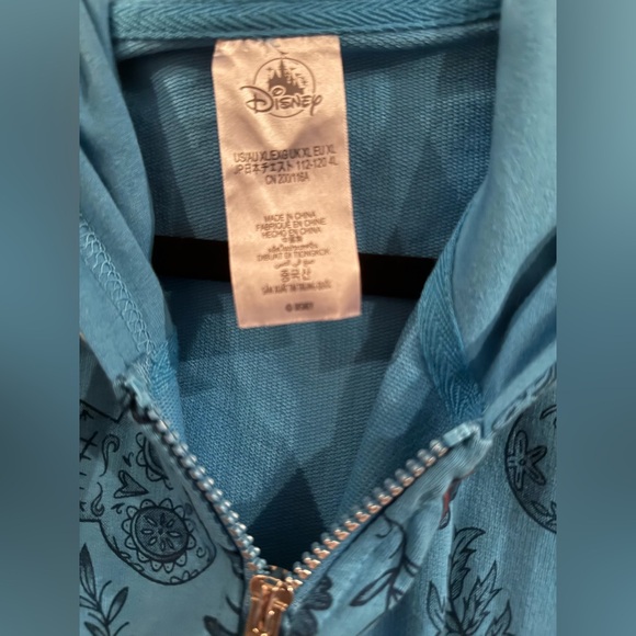 π Disney Pixar Coco Zip-Up Hoodie β Size XL (Extra Roomy Fit) π - Picture 2 of 3